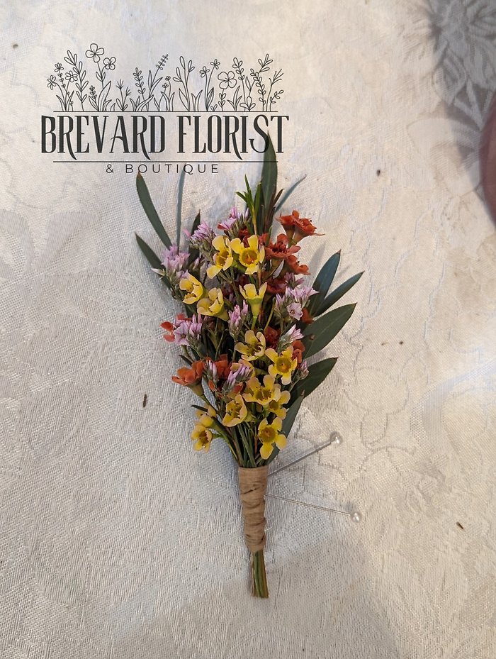 Boutonniere 2