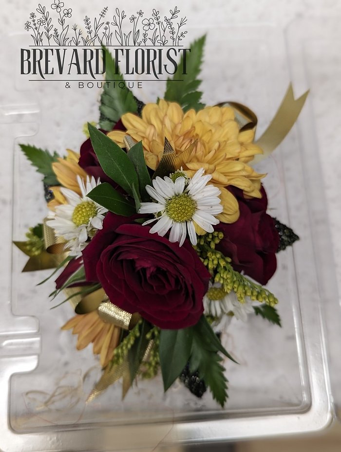 Corsage 8