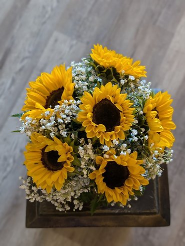 Alyssa\'s Sunflower Bucket